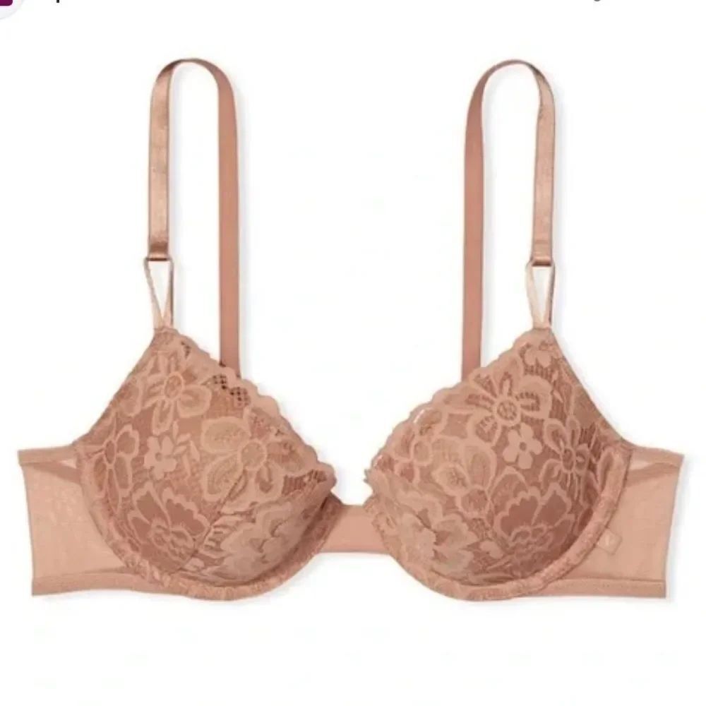 Victoria’s Secret Sweet Praline Sexy Lace Nude Push-Up Bra
